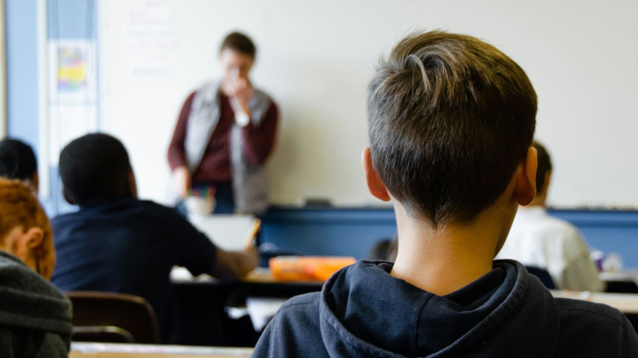 Payé le pacte enseignant